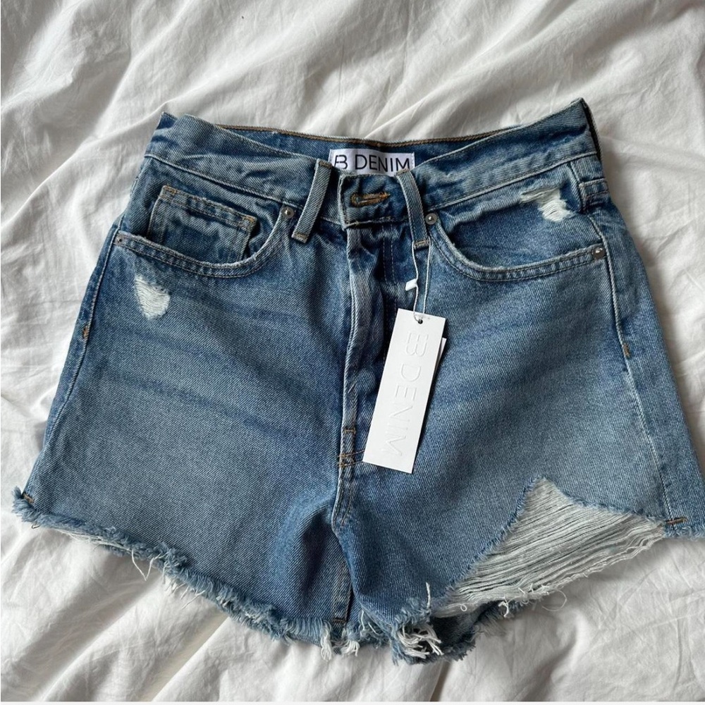 EB Denim Perfect Short in Daphne- NWT